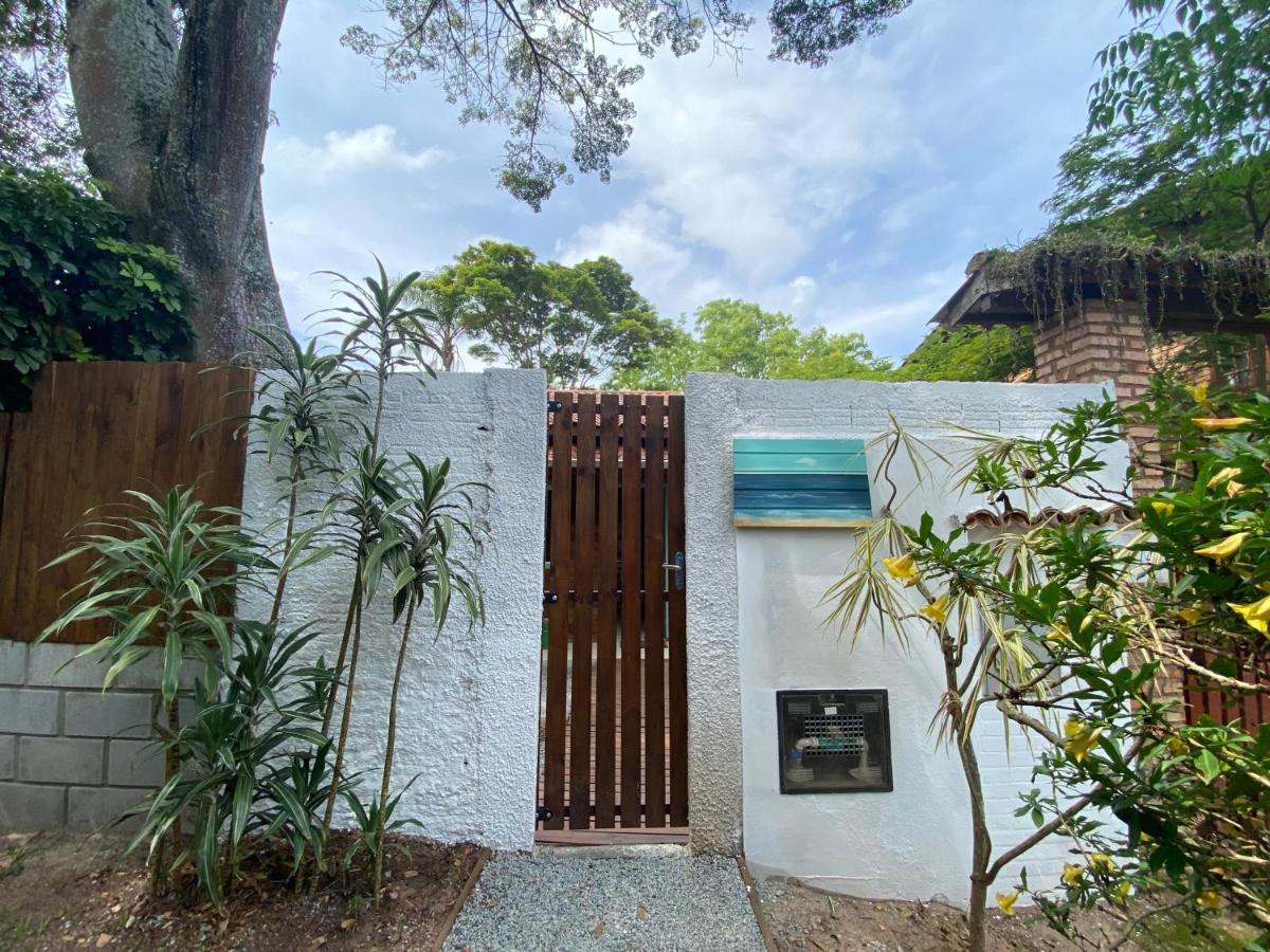 Casa Do Bosque, 500M Da Praia Campeche フロリアノポリス エクステリア 写真